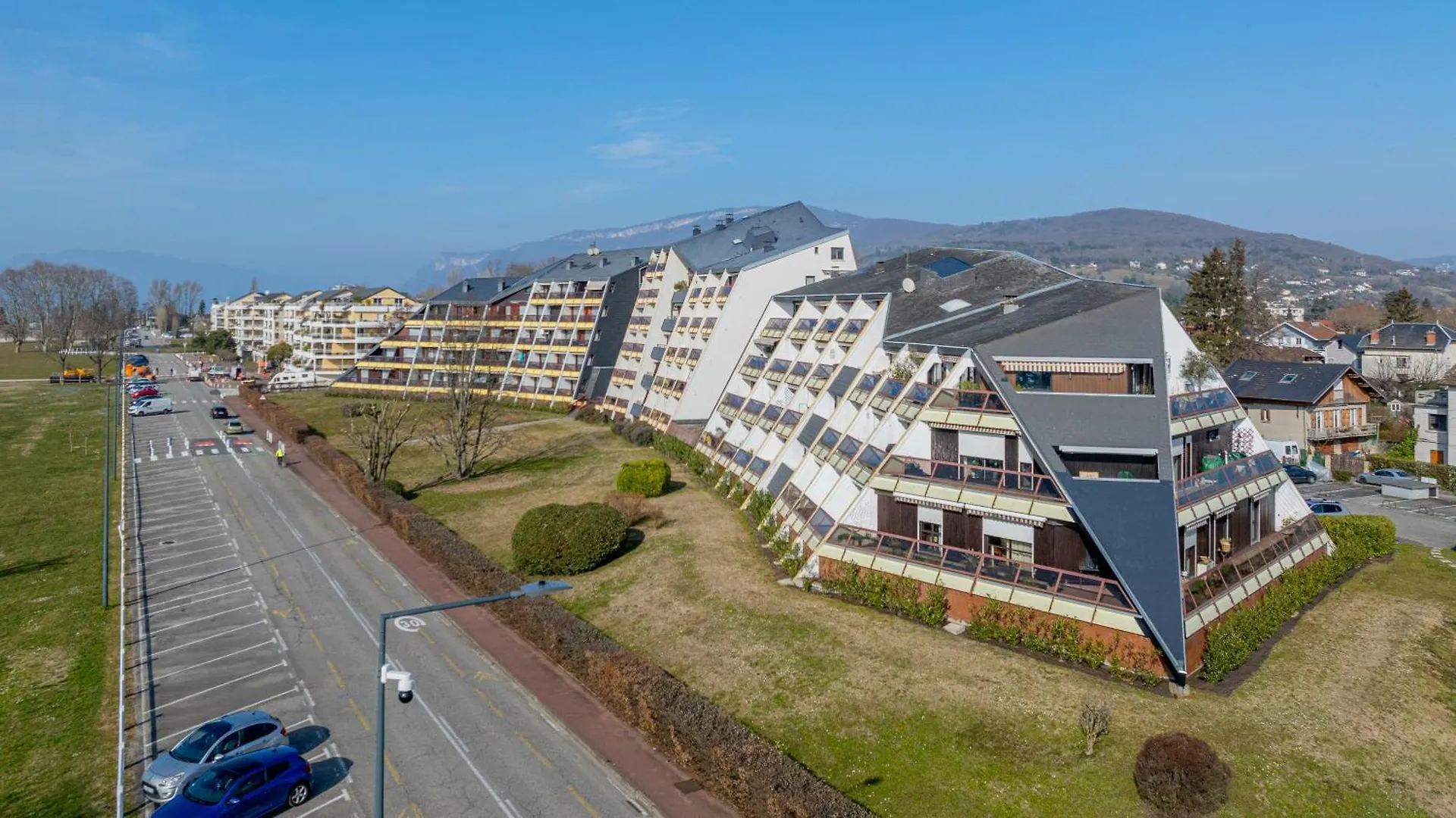 Les Cygnes - Exceptional Location With Lake View - 3 Bedrooms Aix-les-Bains Francia